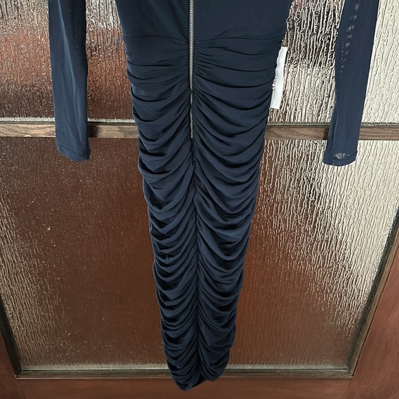 Aliyah Dress in Navy size Medium. NWT - Picture 12 of 13